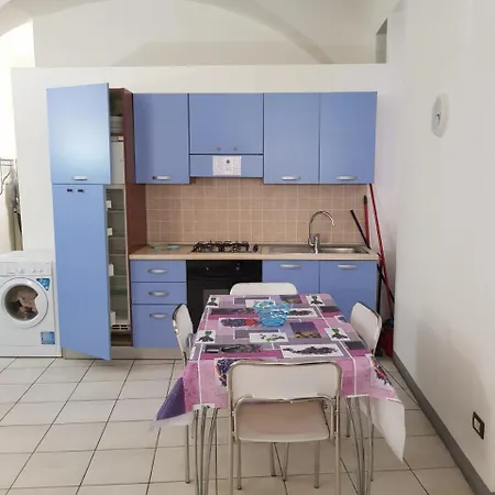 Happy Apartment *